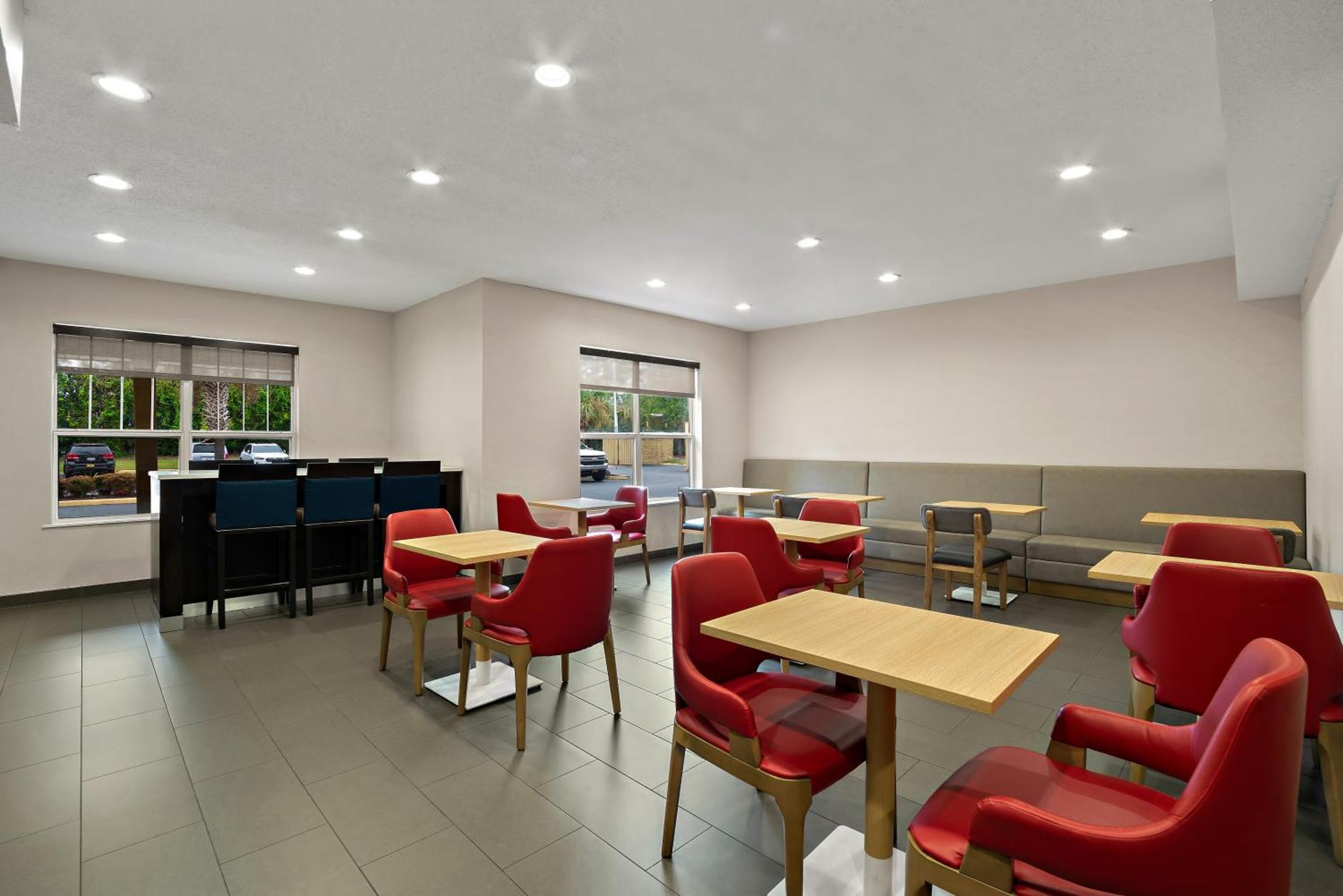 Comfort Inn & Suites Santee I-95 Exteriér fotografie